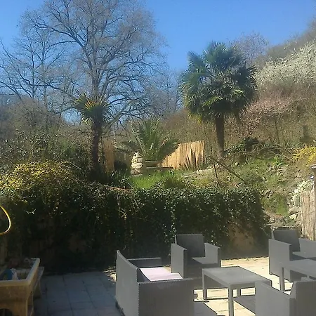 Au Bois De Massier - D'hotes Bed & Breakfast