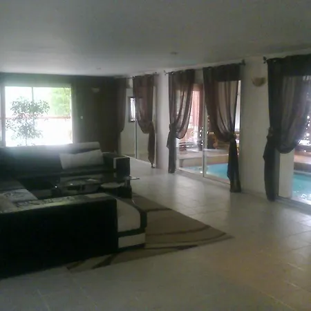 Bed & Breakfast Au Bois De Massier - D'hotes 2*